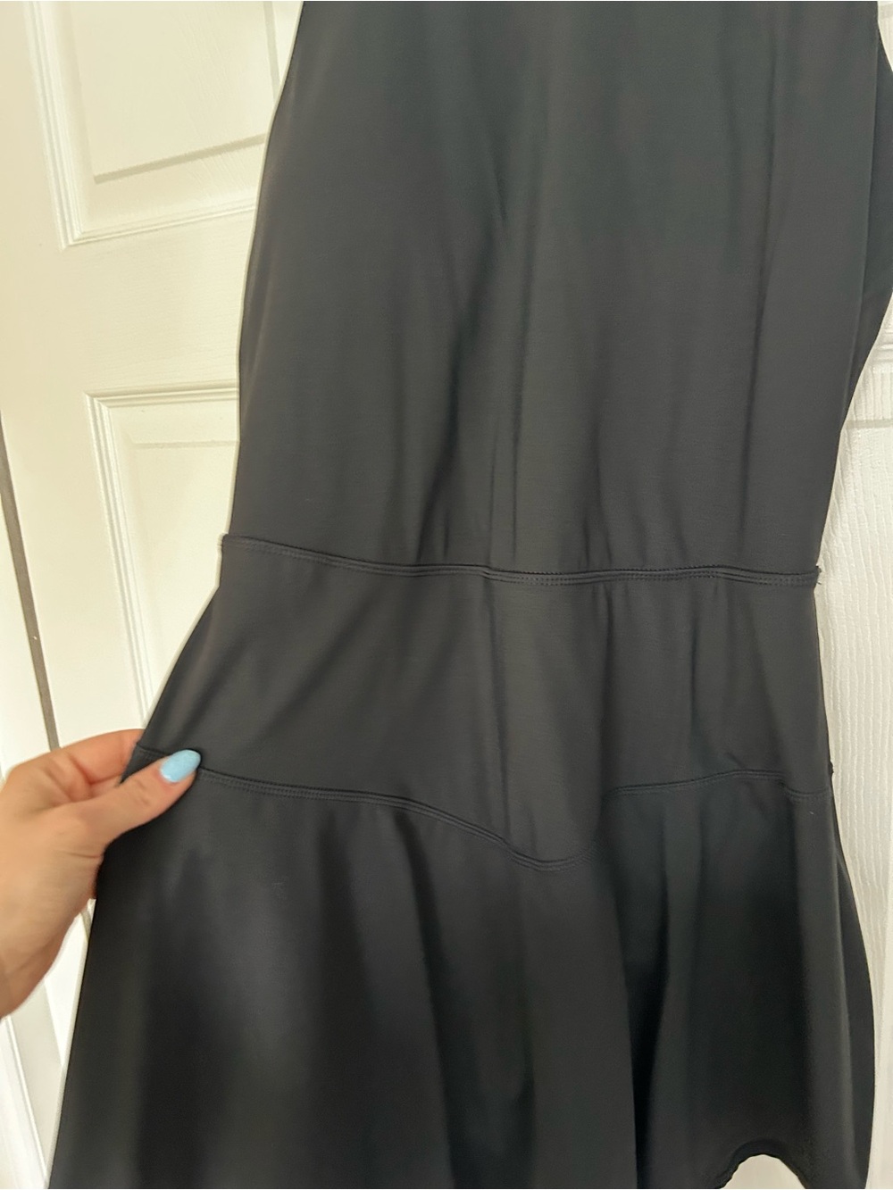 JOYLAB SCALLOPED Black V-Back Skirted One-Piece MINI DRESS SIZE MEDIUM ATHLETIC - Picture 6 of 11